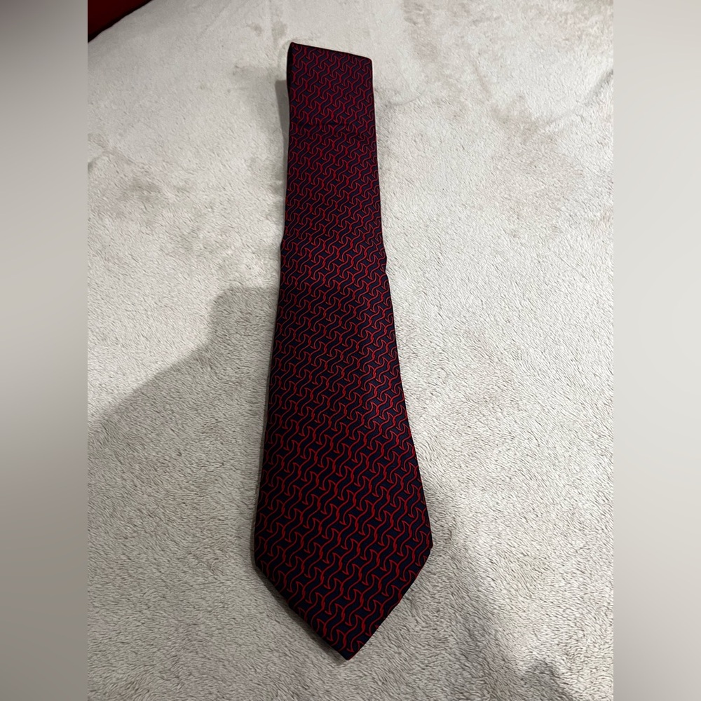 Hermes Red and Blue Patterned silk Tie